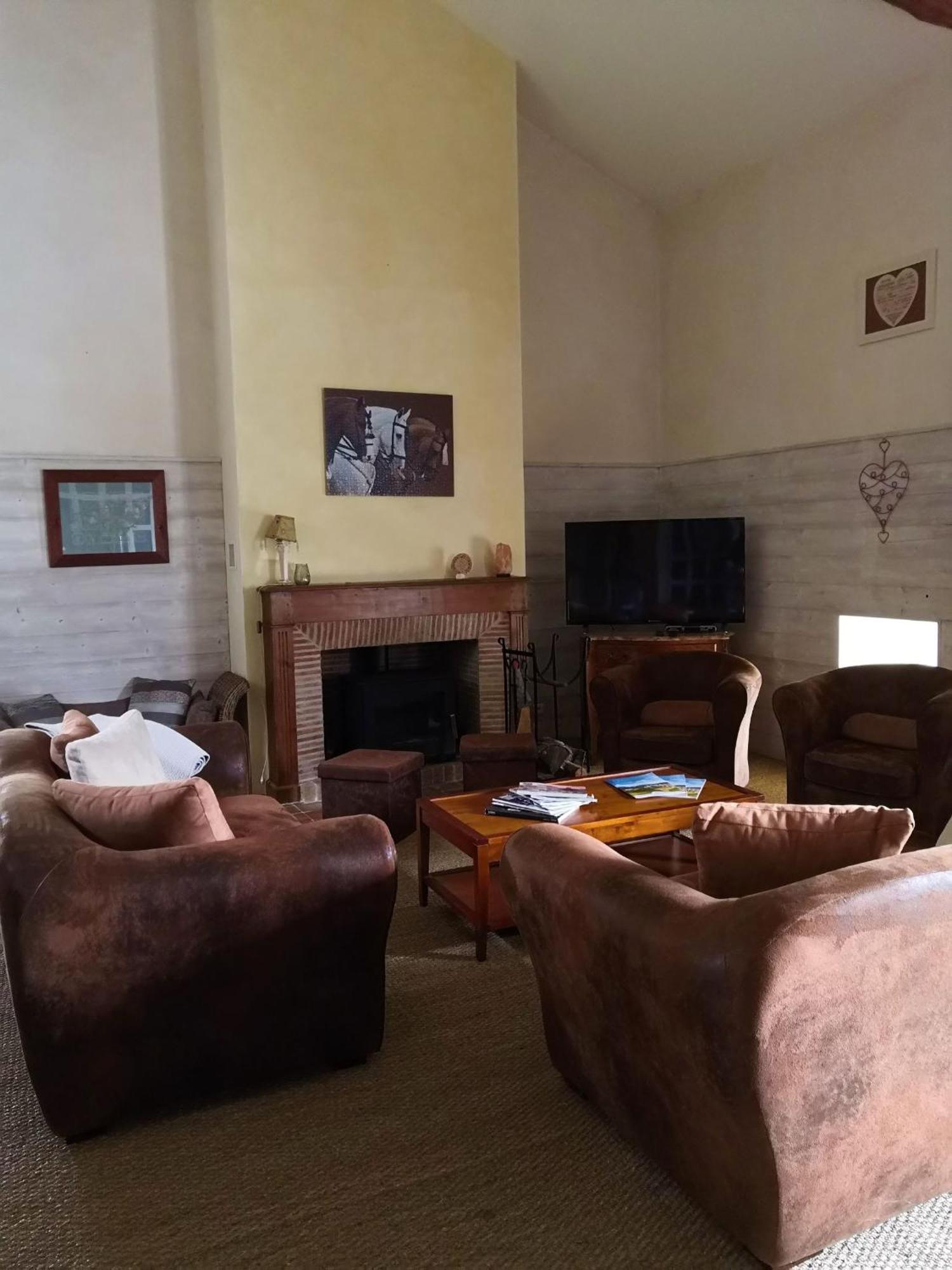 Gite Du Hameau D'Amignie Vernay Экстерьер фото